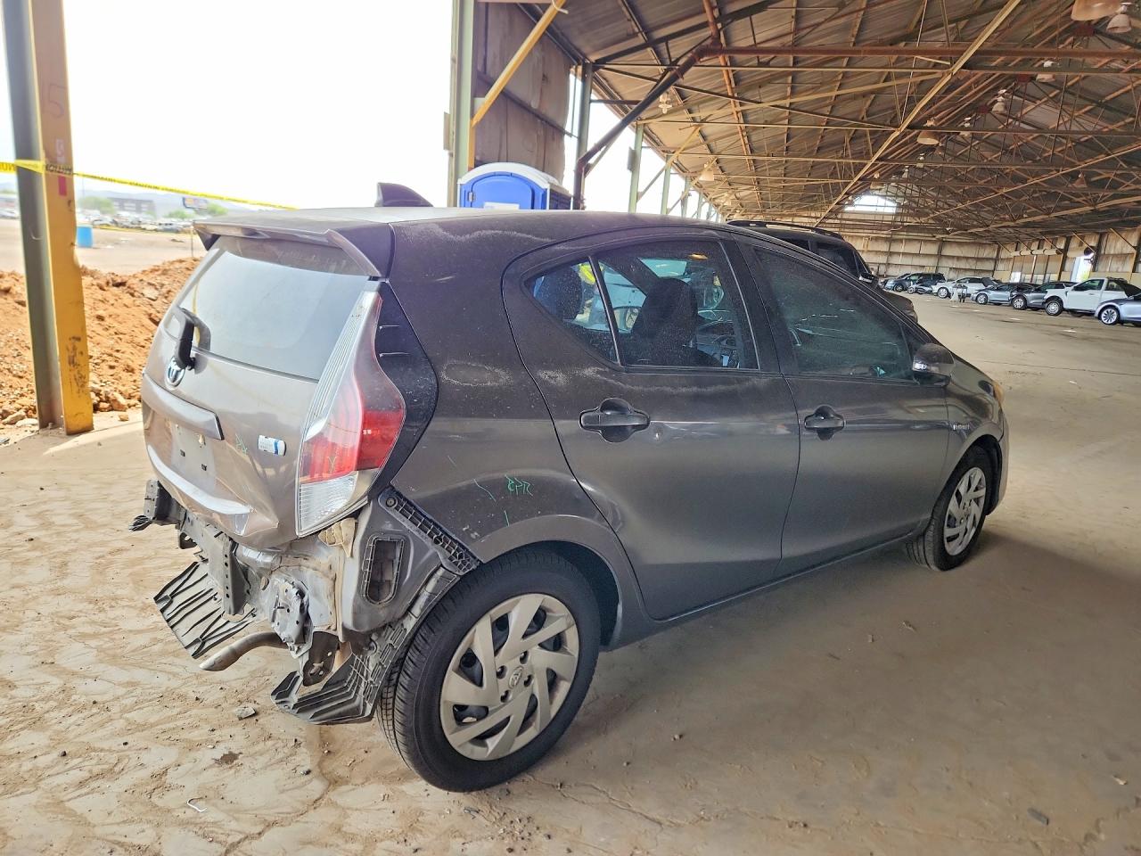 2015 TOYOTA PRIUS