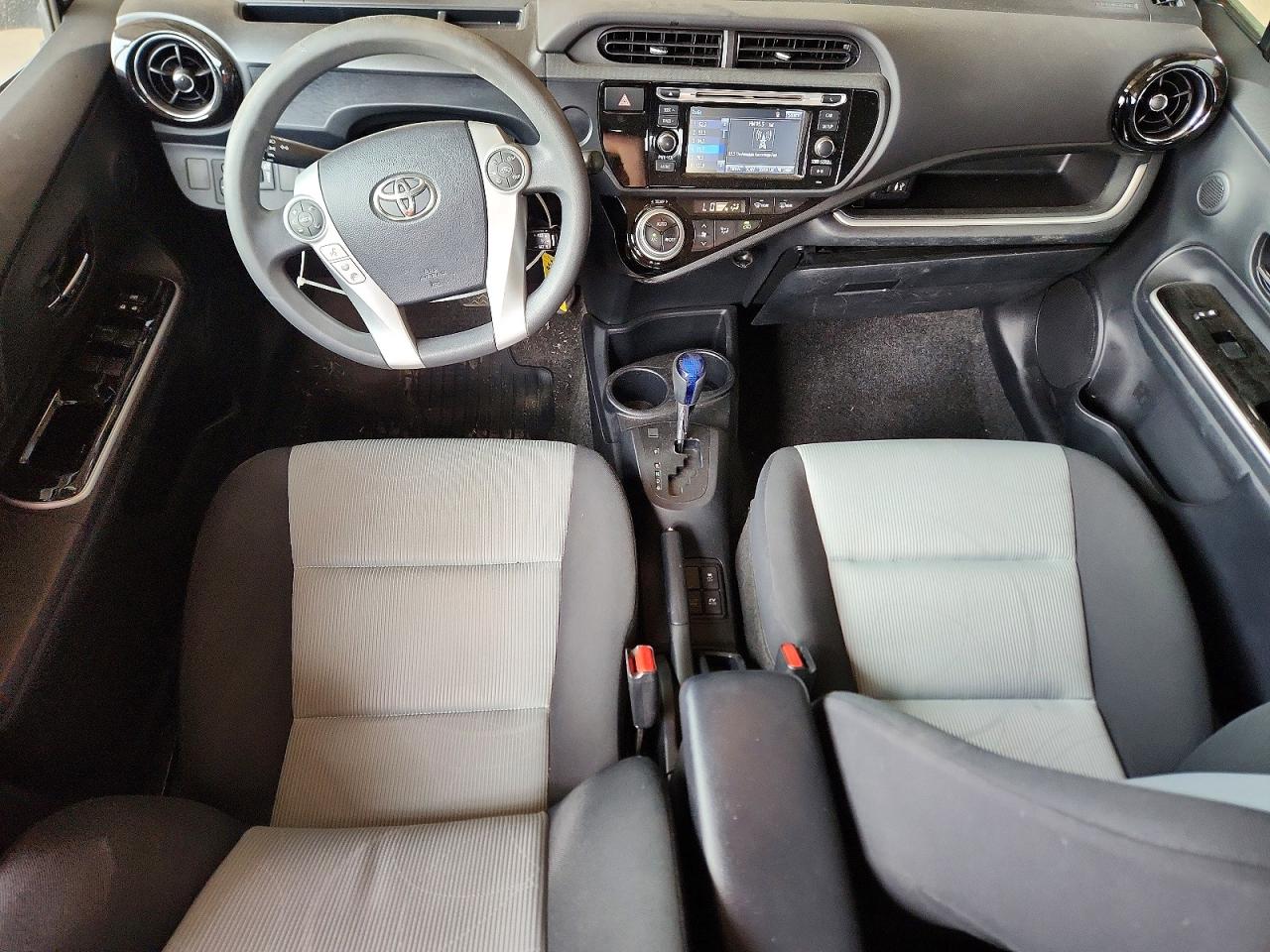 2015 TOYOTA PRIUS