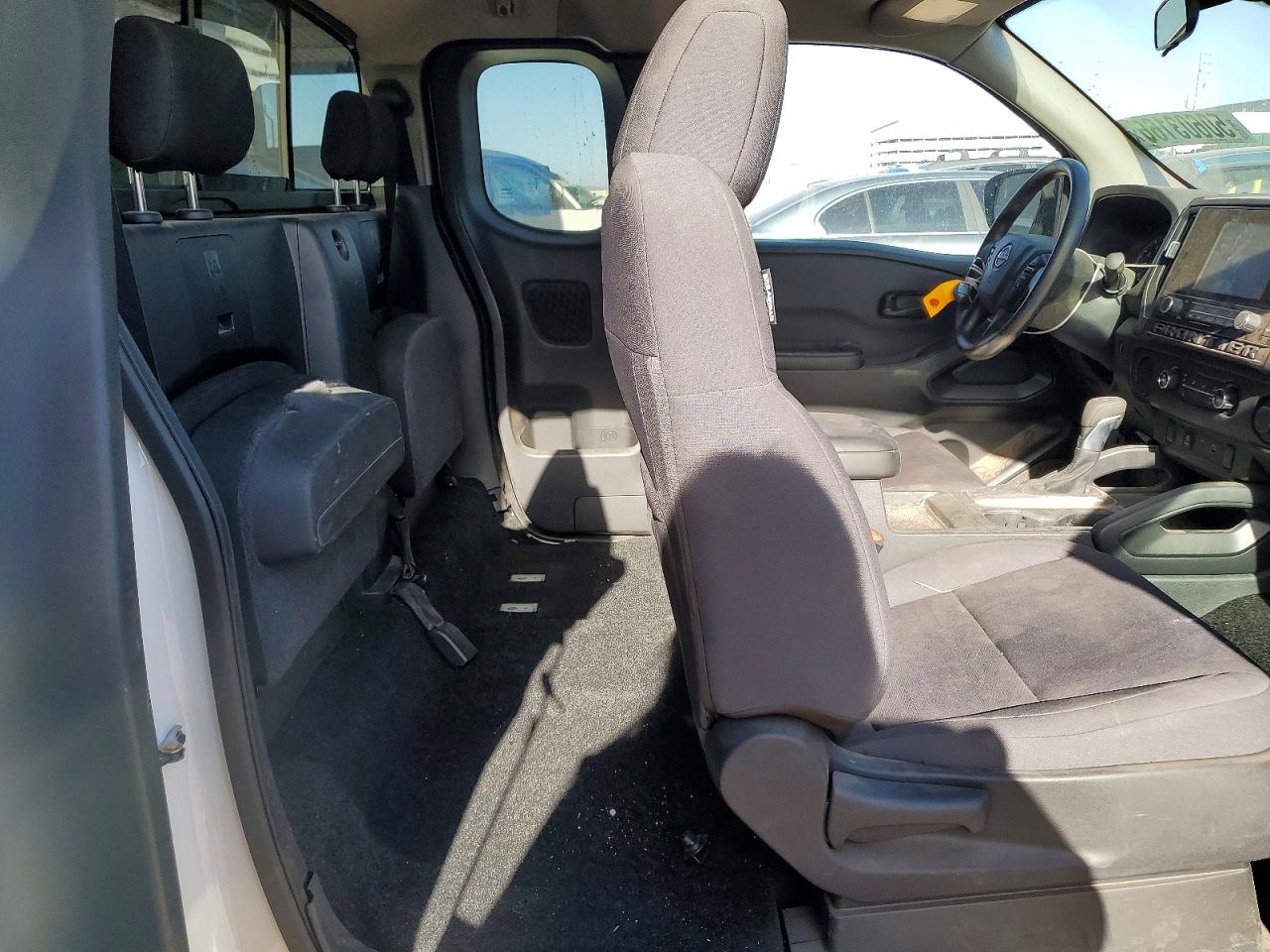 2025 NISSAN FRONTIER