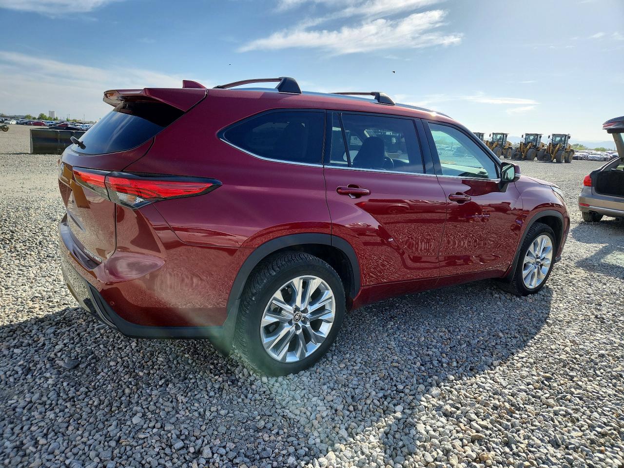 2022 TOYOTA HIGHLANDER