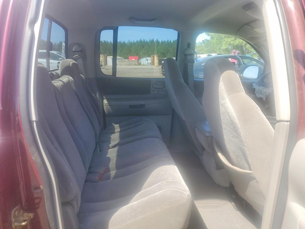 2002 DODGE DAKOTA
