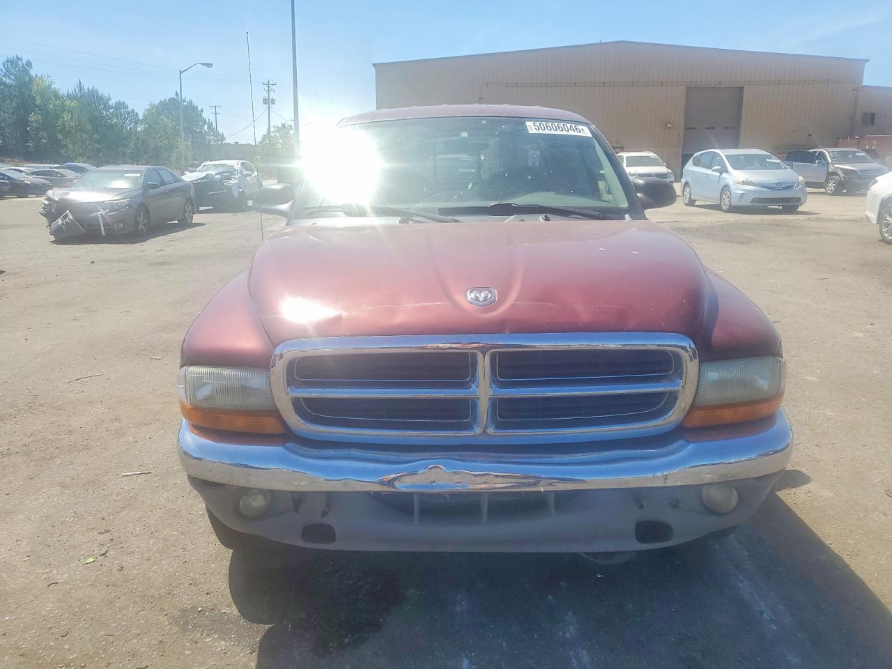2002 DODGE DAKOTA