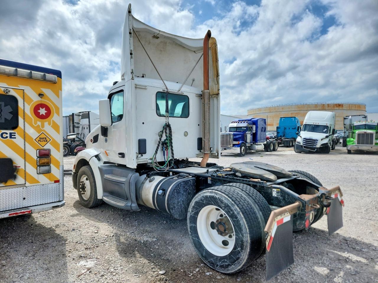2015 PETERBILT ALL OTHER