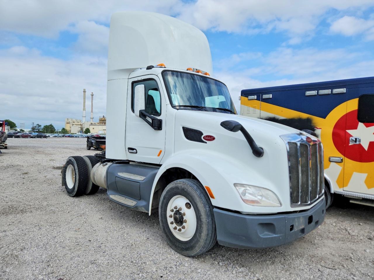 2015 PETERBILT ALL OTHER