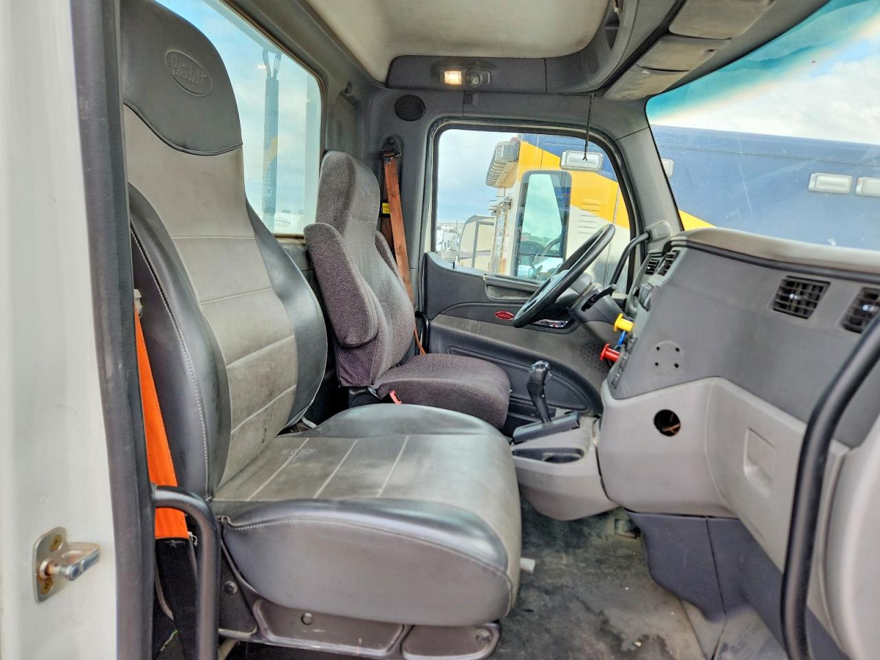 2015 PETERBILT ALL OTHER