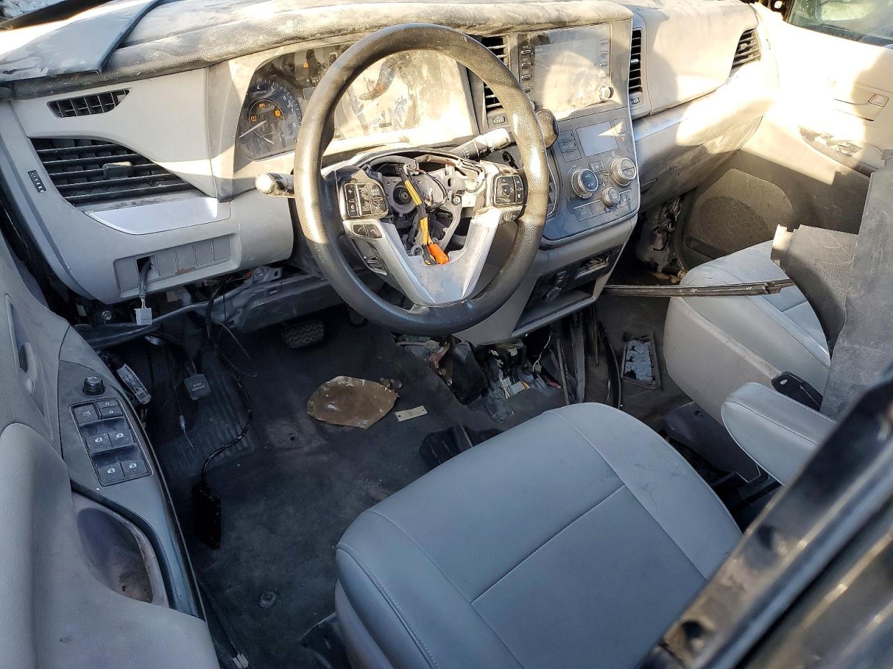 2020 TOYOTA SIENNA