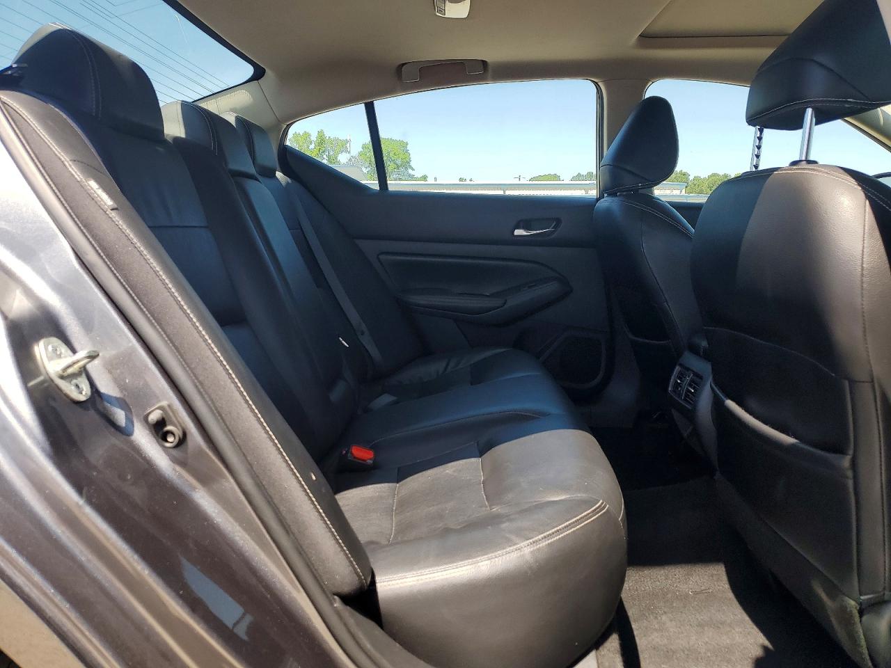 2019 NISSAN ALTIMA