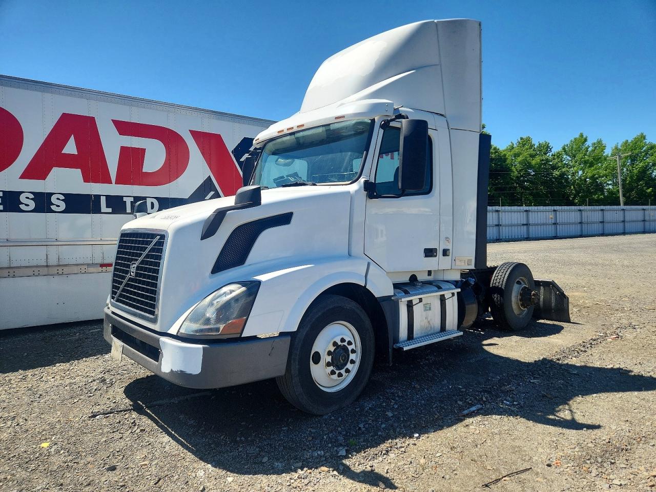 2017 VOLVO VN