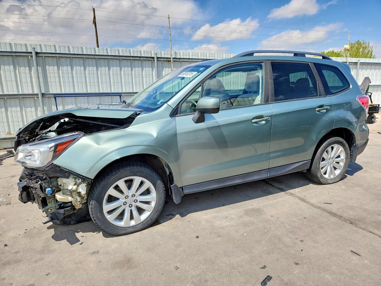 2017 SUBARU FORESTER