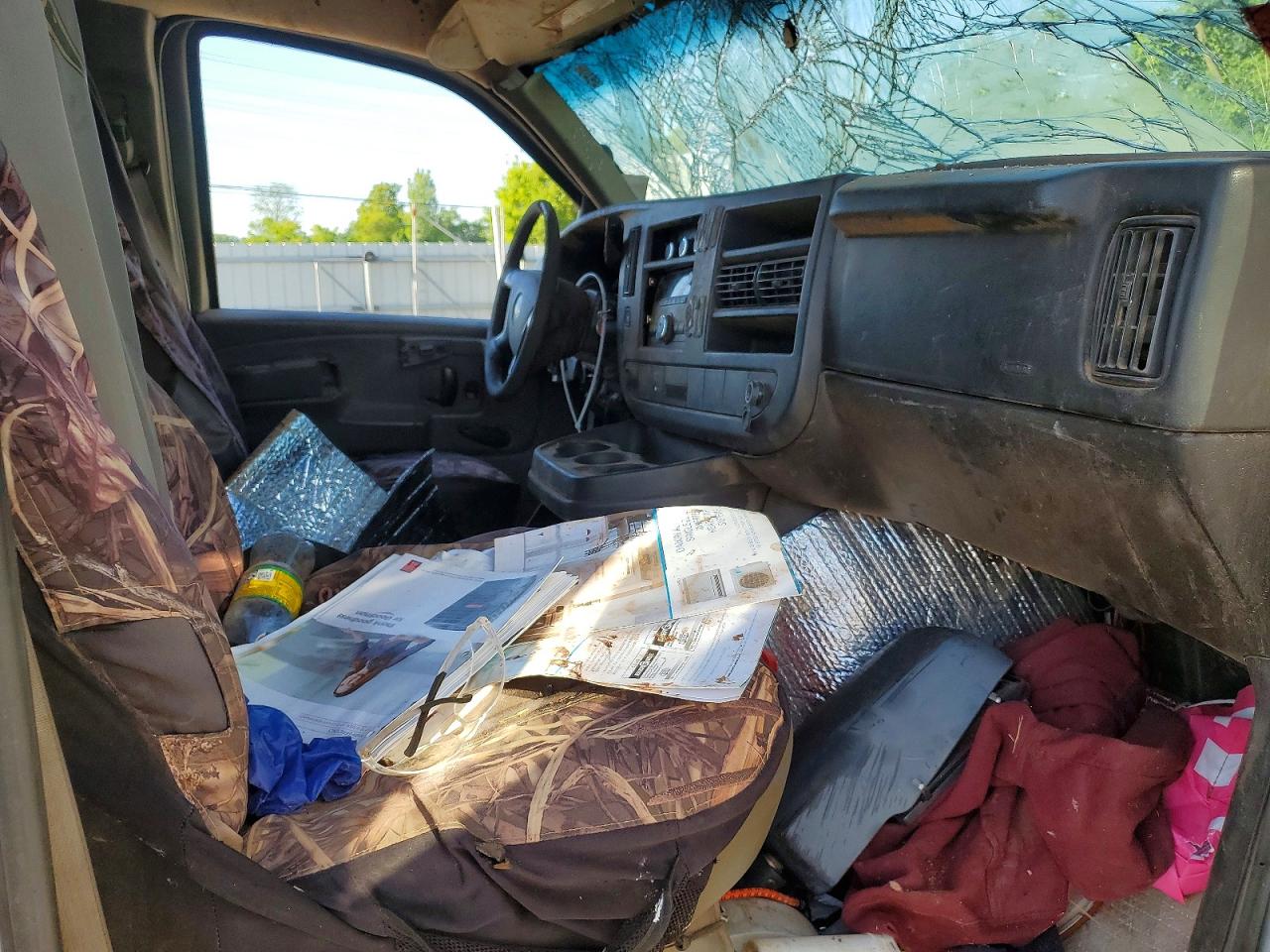 2011 CHEVROLET EXPRESS