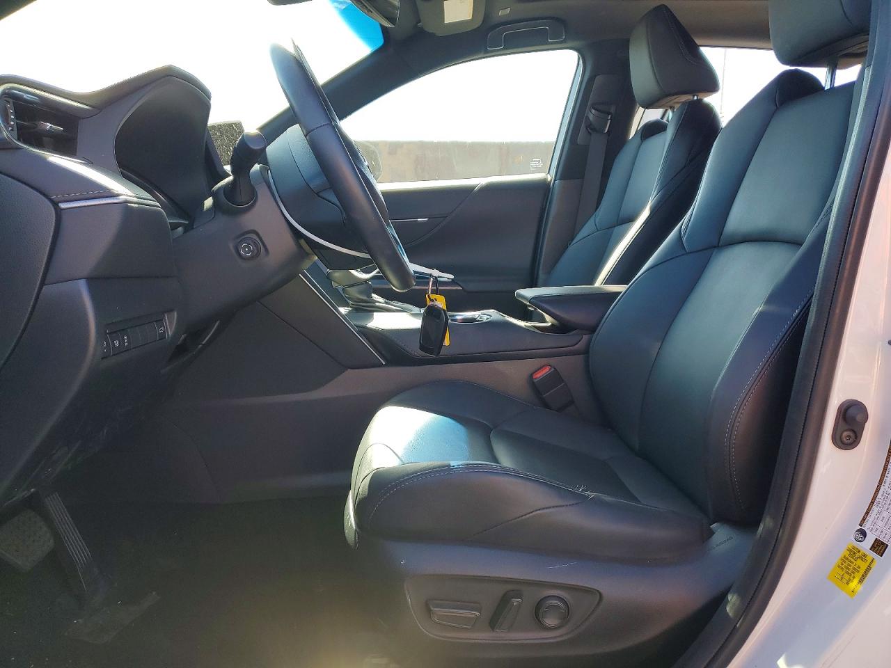 2024 TOYOTA VENZA