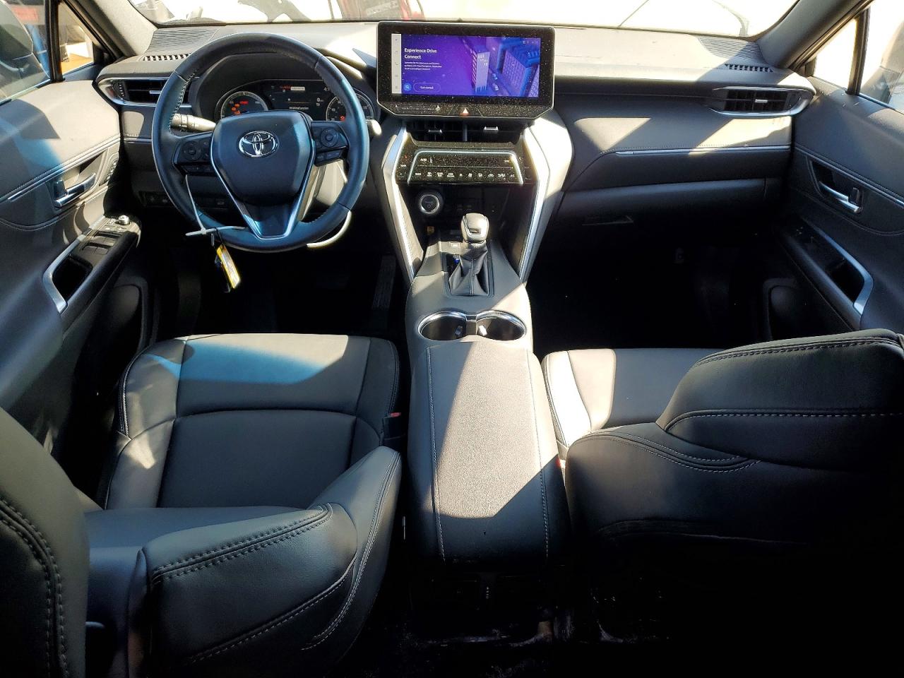 2024 TOYOTA VENZA