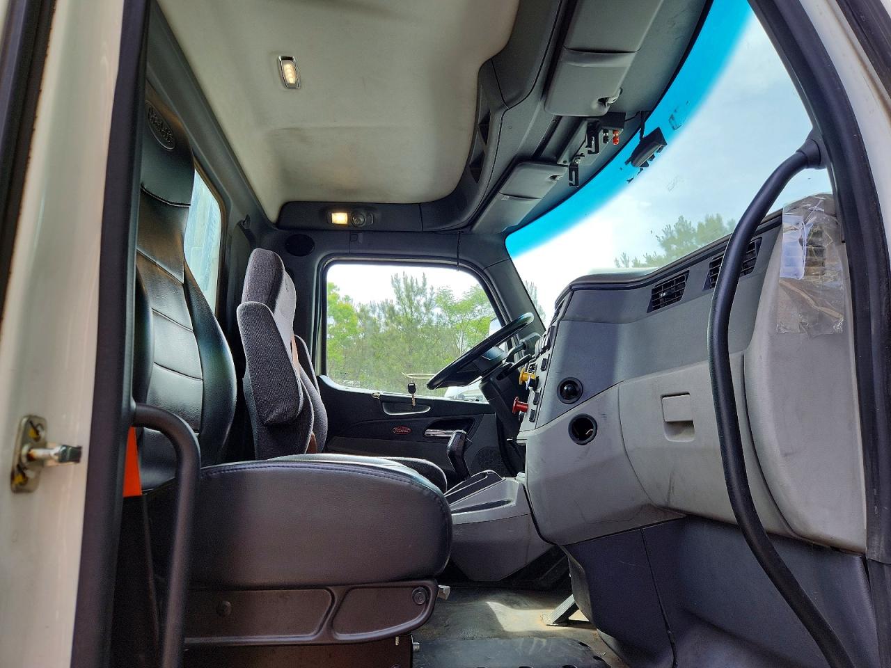 2017 PETERBILT ALL OTHER