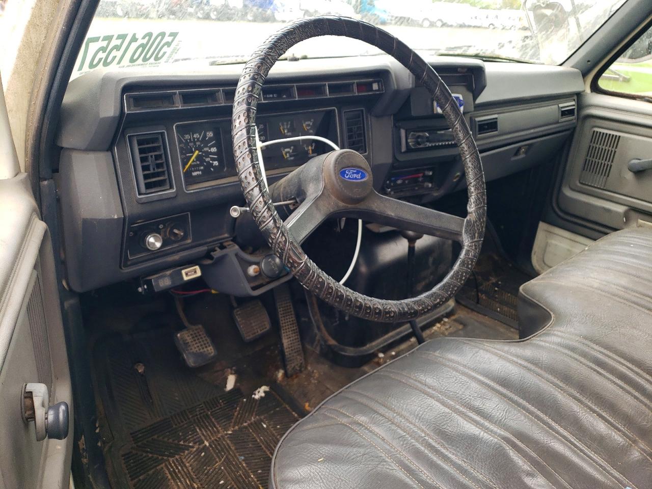 1991 FORD F-700