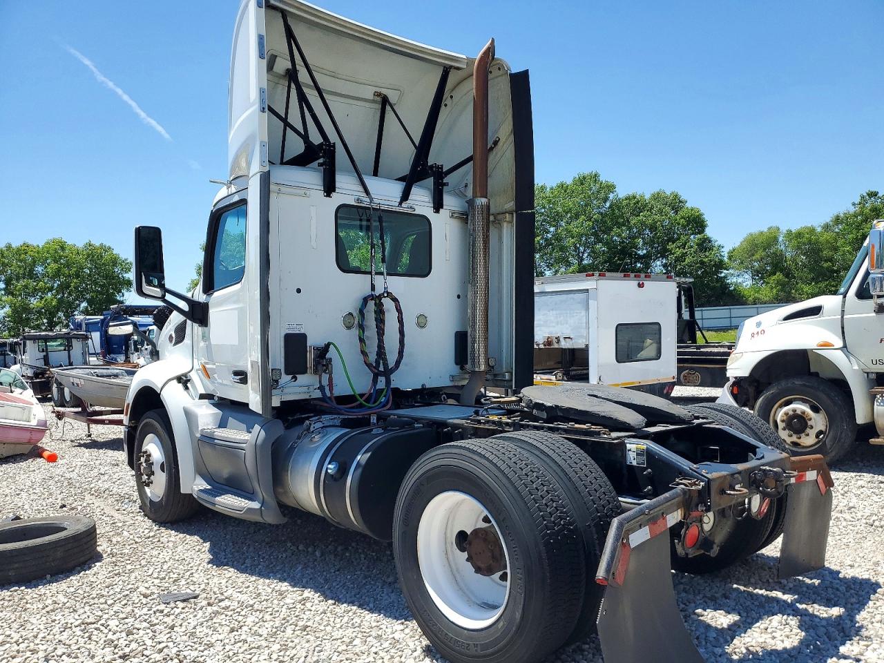 2016 PETERBILT ALL OTHER