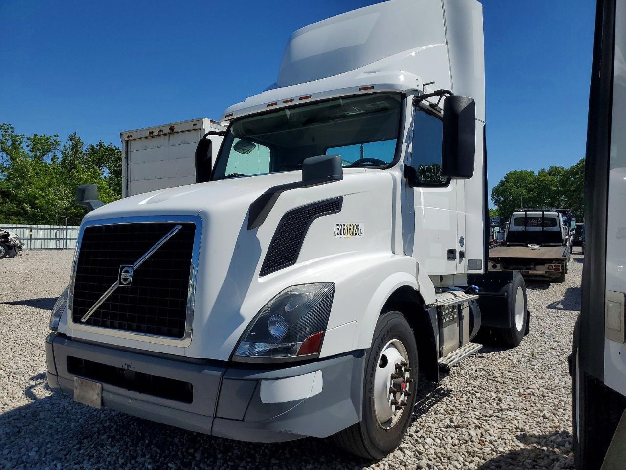 2018 VOLVO VN