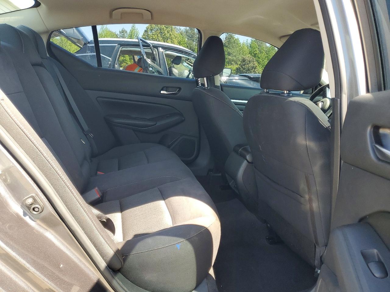 2022 NISSAN ALTIMA