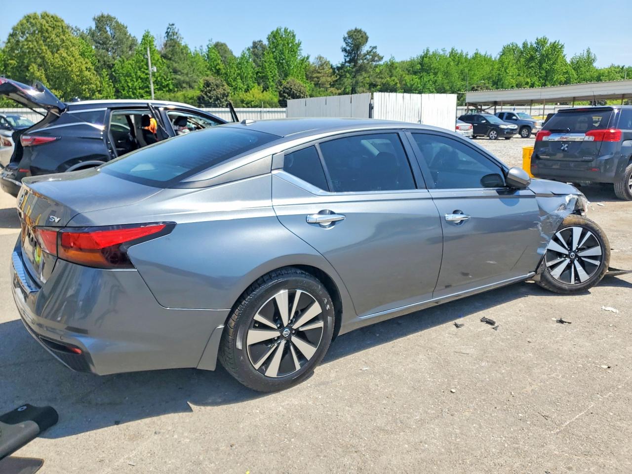 2022 NISSAN ALTIMA