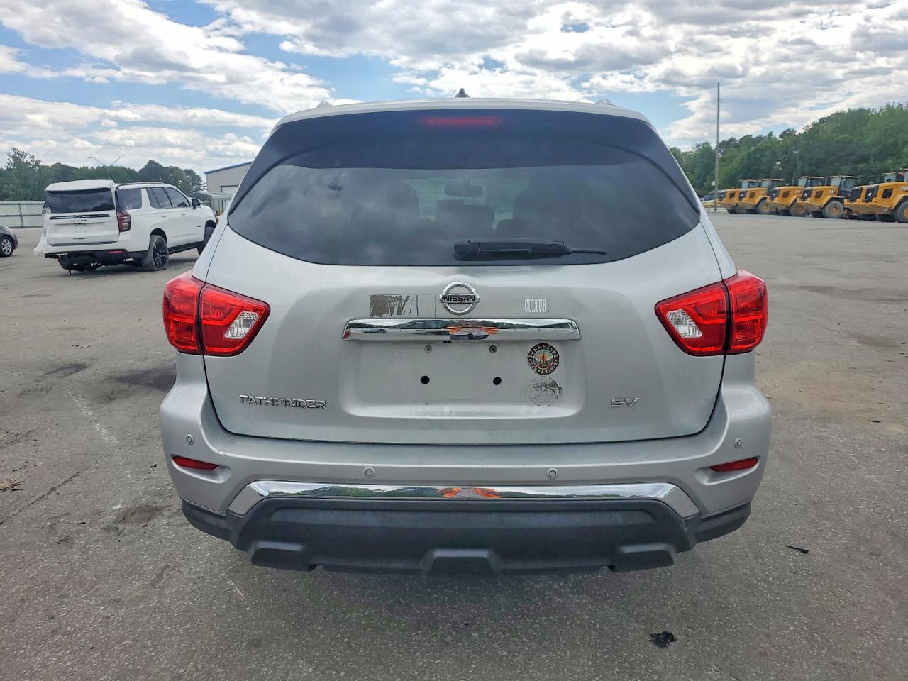 2018 NISSAN PATHFINDER