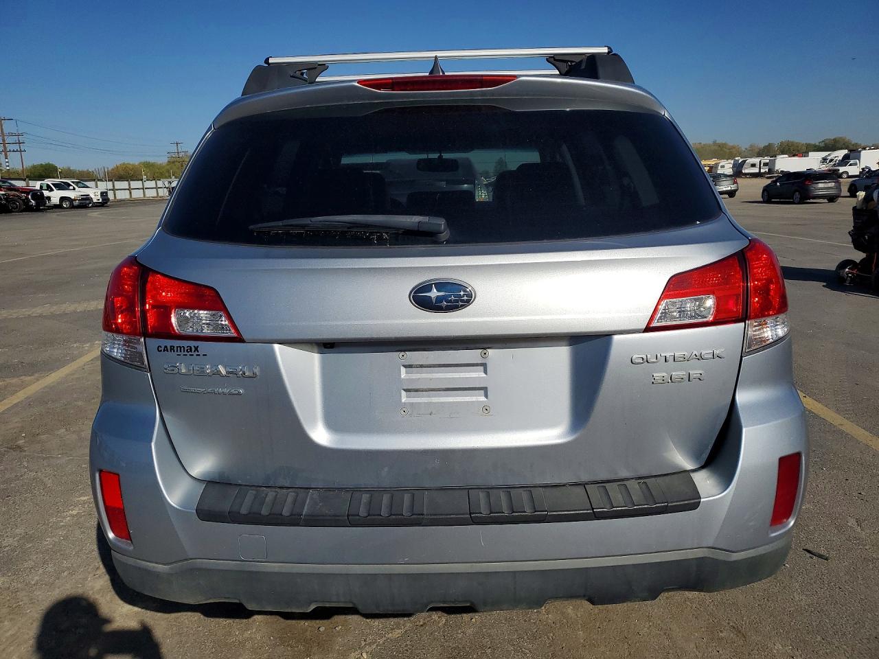 2014 SUBARU OUTBACK