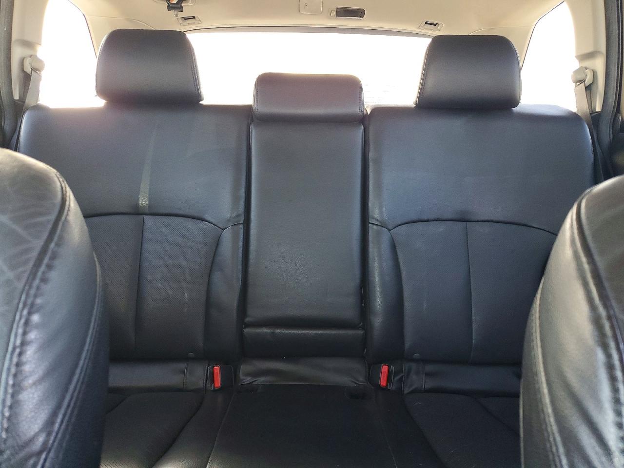2014 SUBARU OUTBACK
