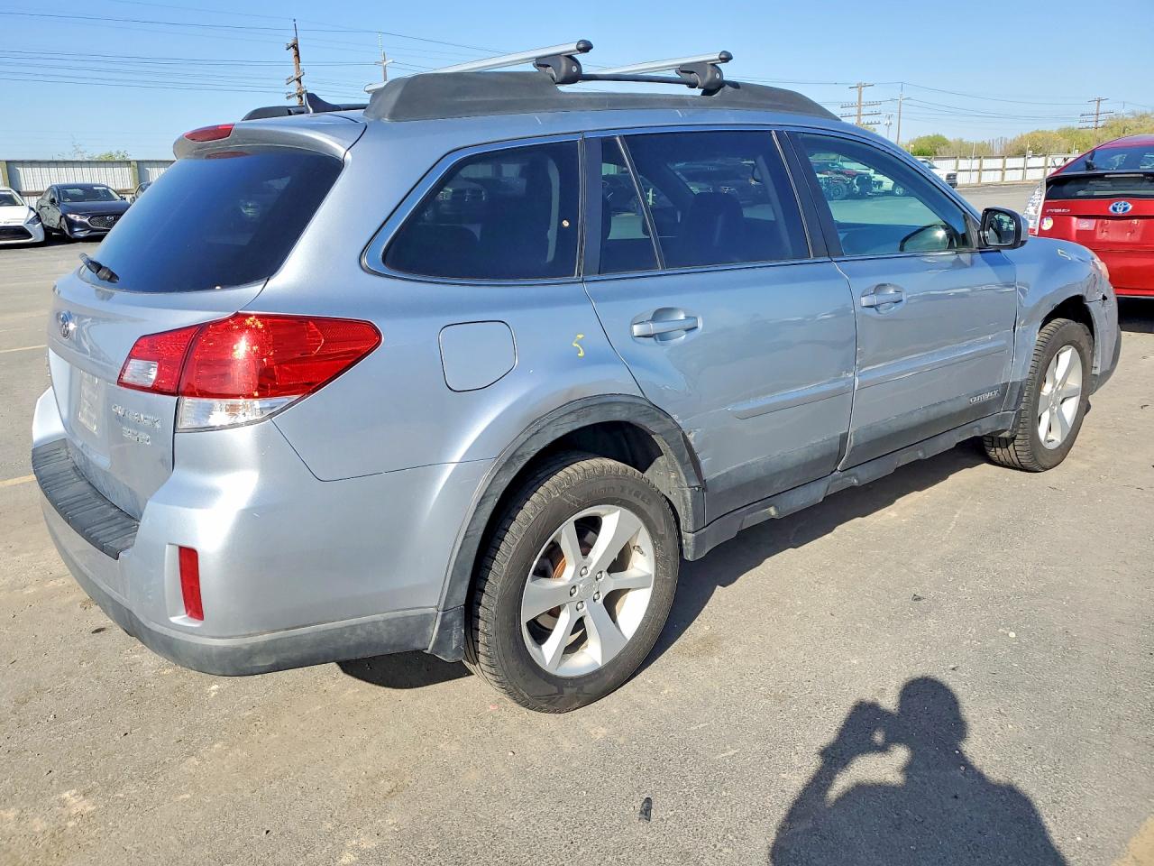 2014 SUBARU OUTBACK