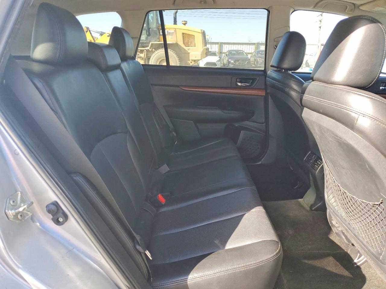 2014 SUBARU OUTBACK