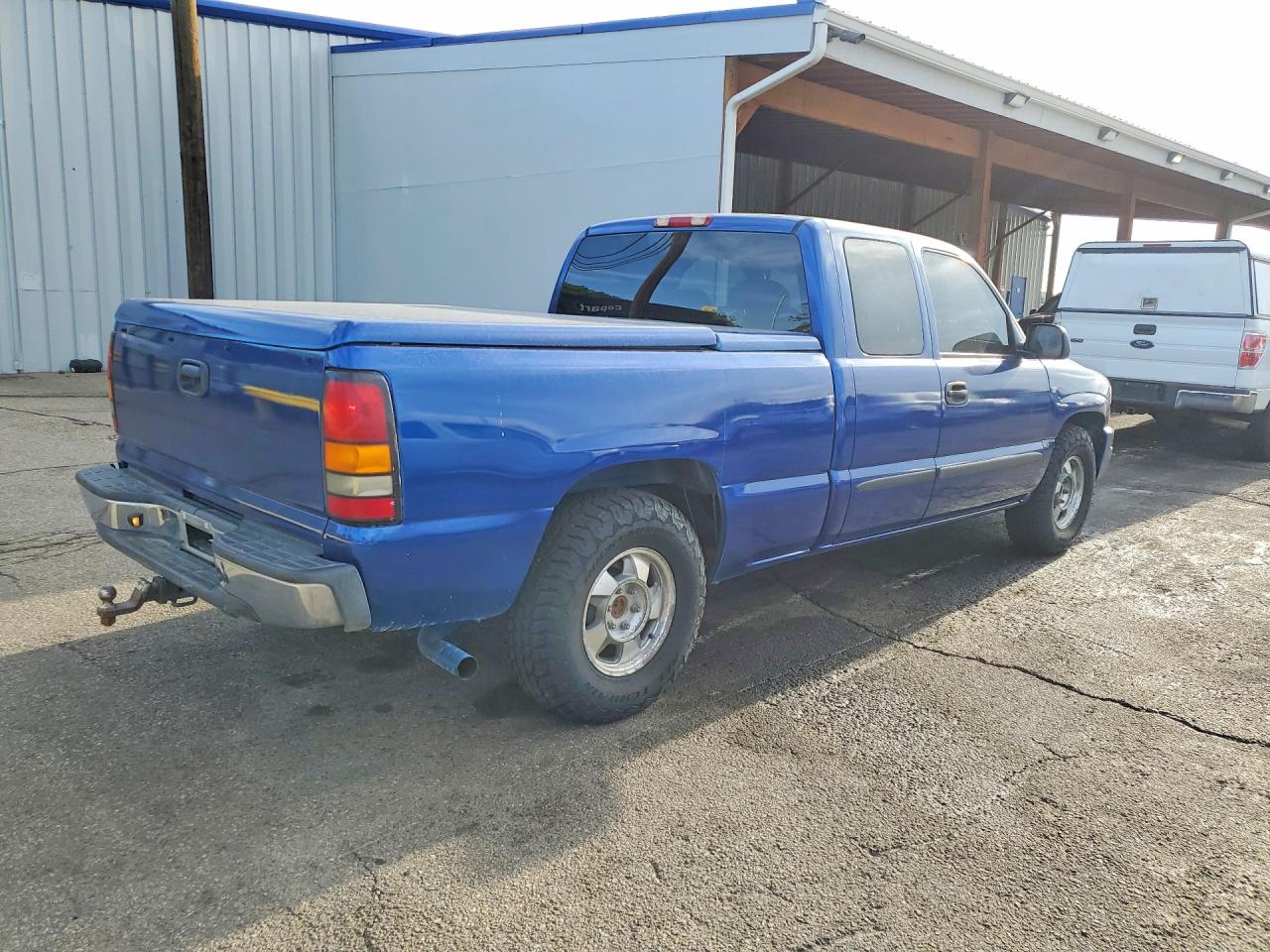 2004 GMC SIERRA