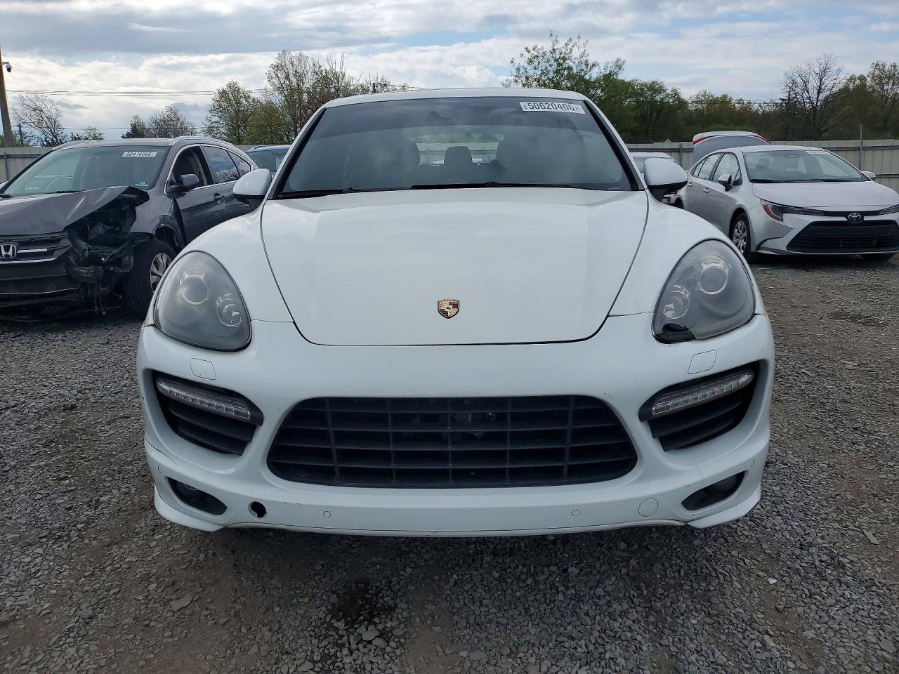 2012 PORSCHE CAYENNE