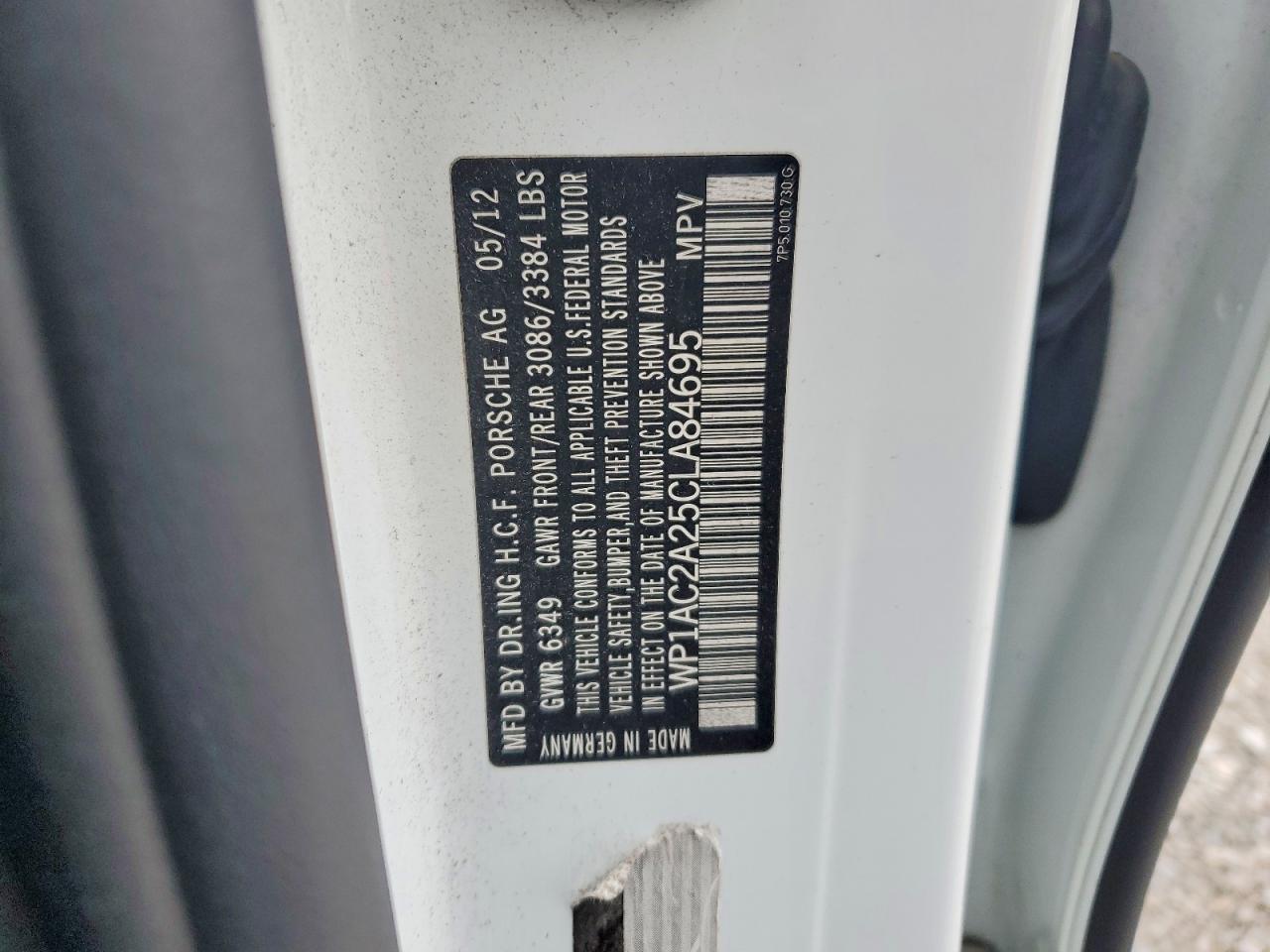 2012 PORSCHE CAYENNE