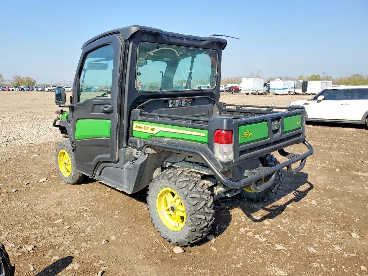 2023 JOHN DEERE XUV 835M