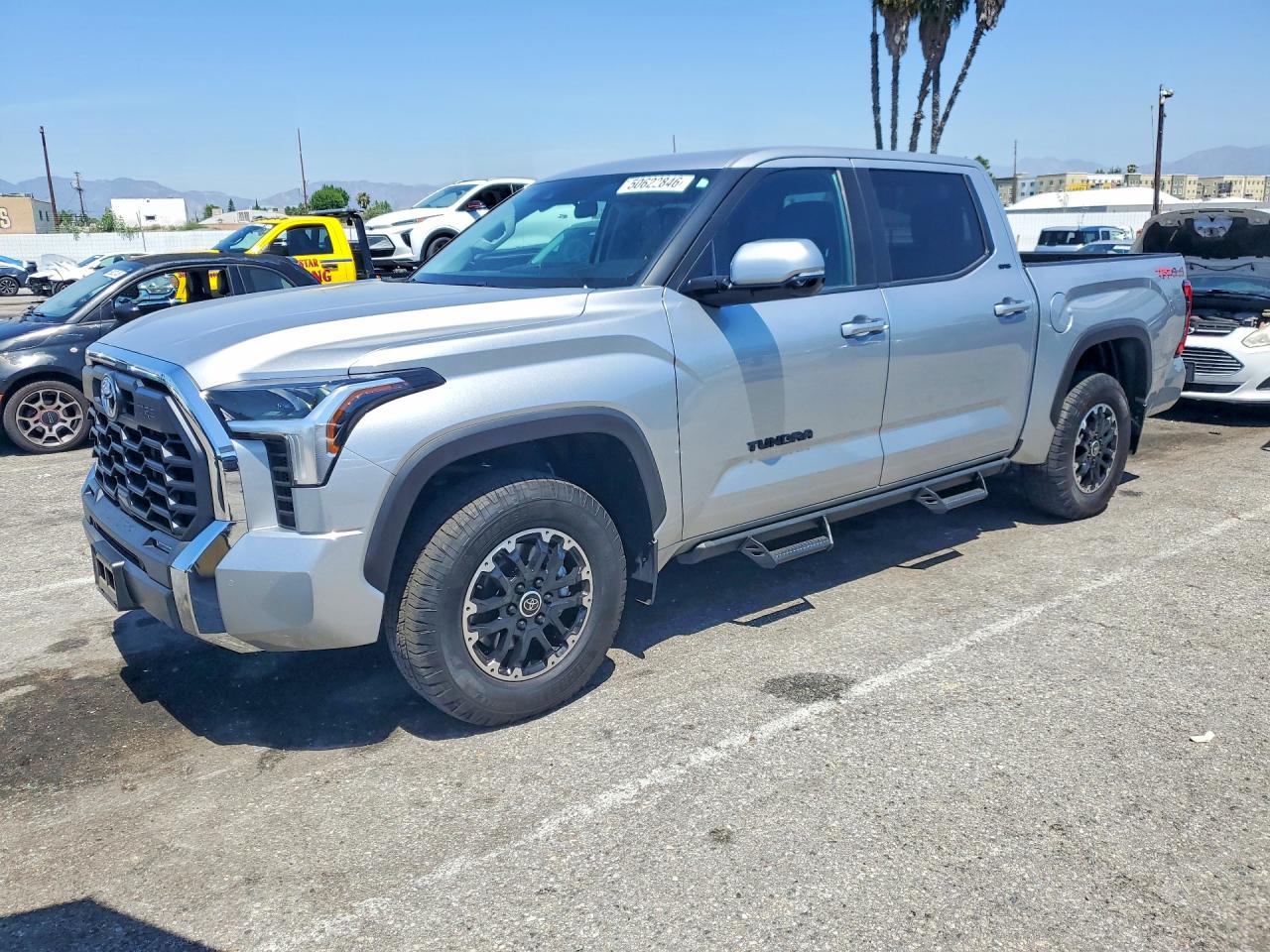 2024 TOYOTA TUNDRA
