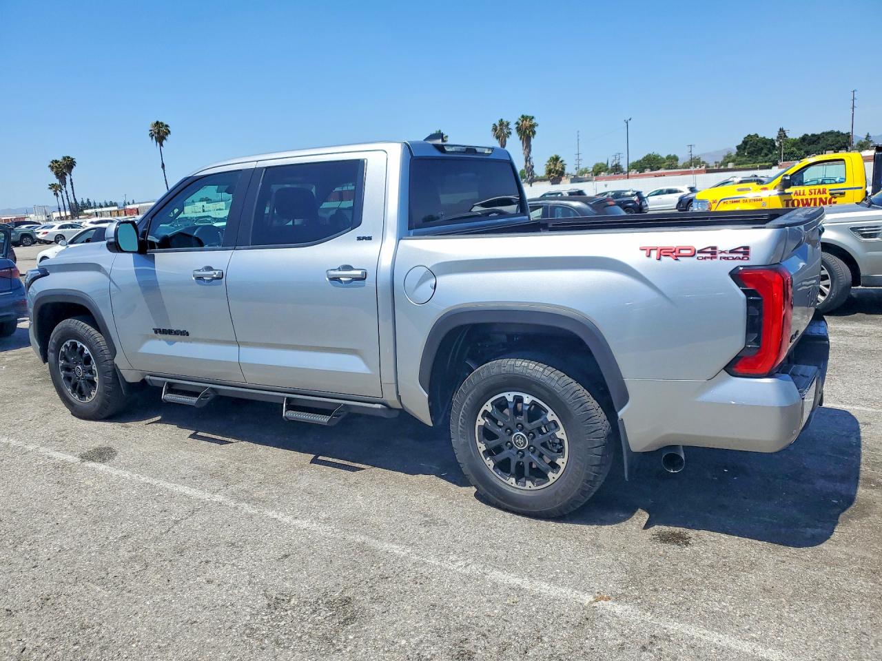 2024 TOYOTA TUNDRA