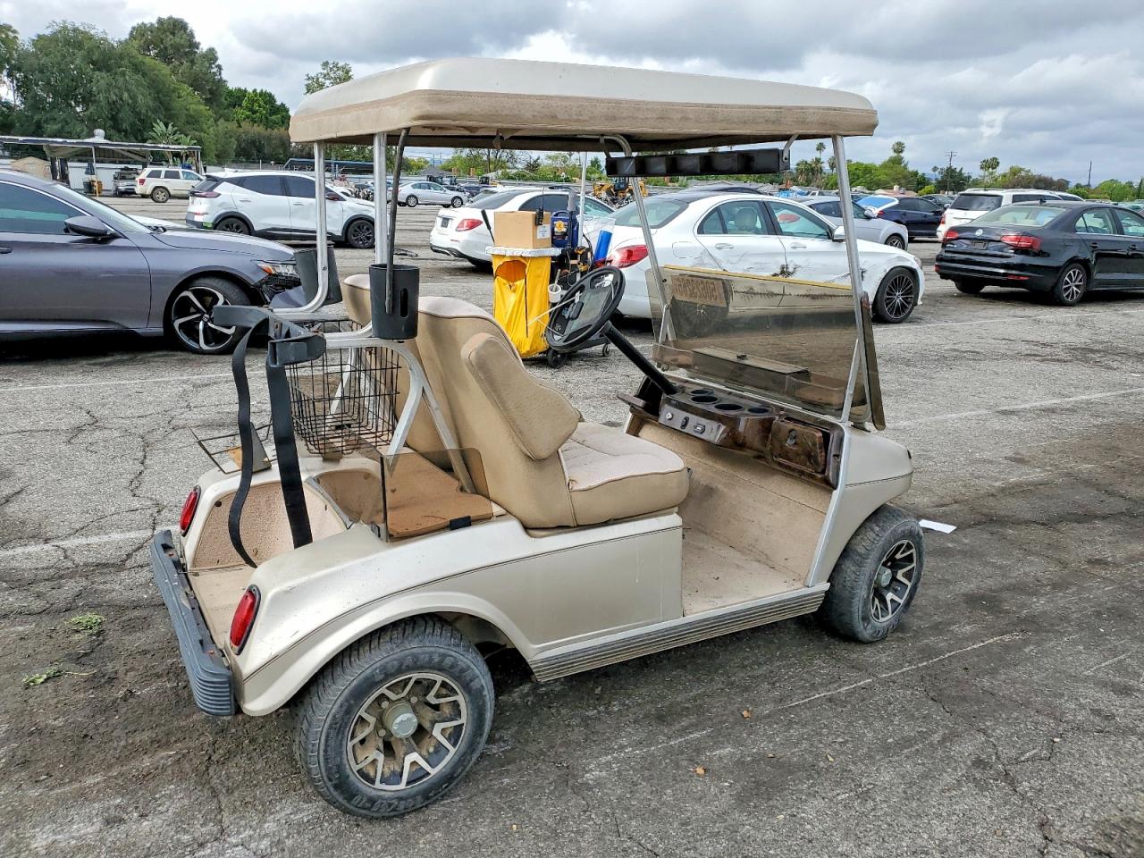 2015 CLUB CAR GOLF CART