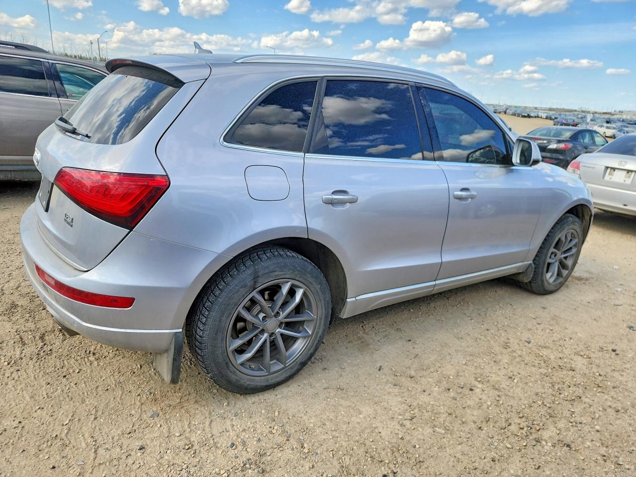 2015 AUDI Q5