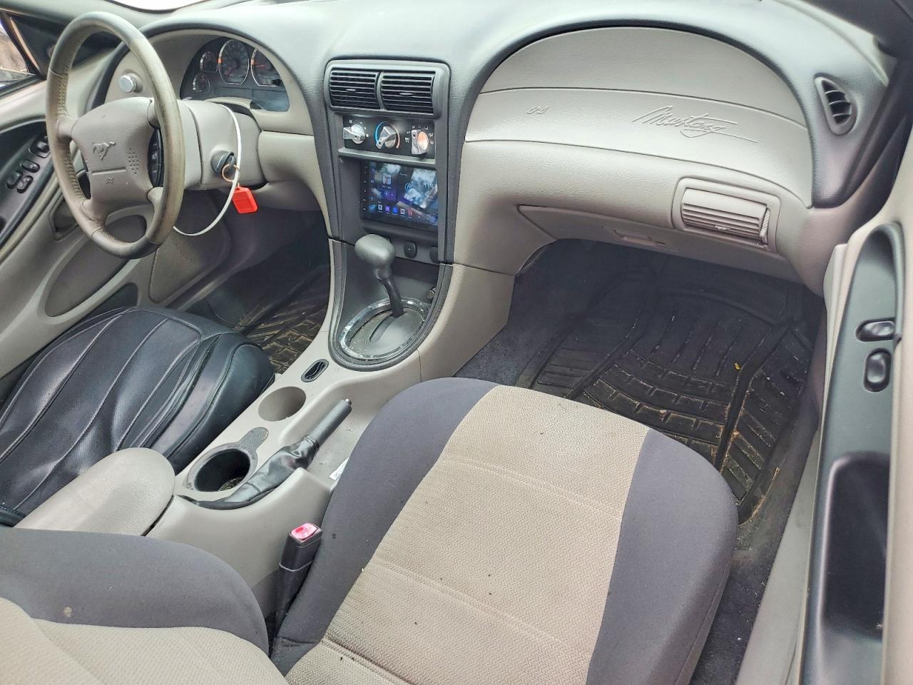 2004 FORD MUSTANG