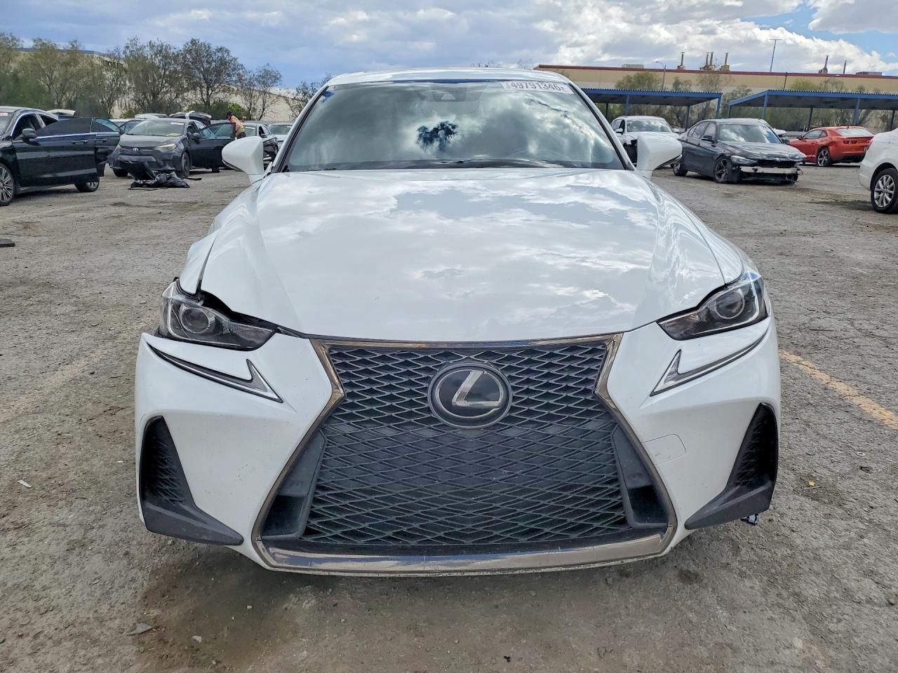 2019 LEXUS IS