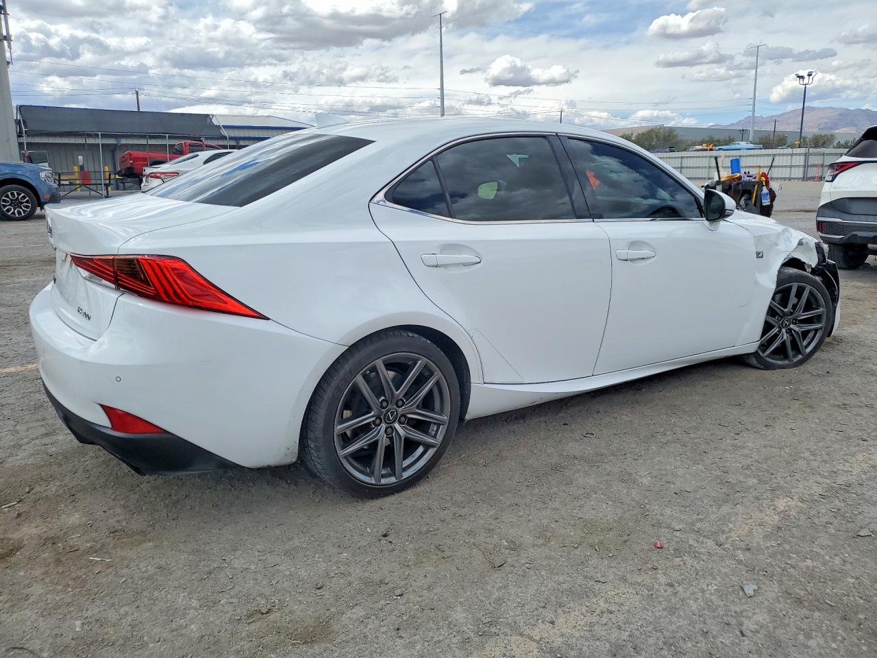 2019 LEXUS IS