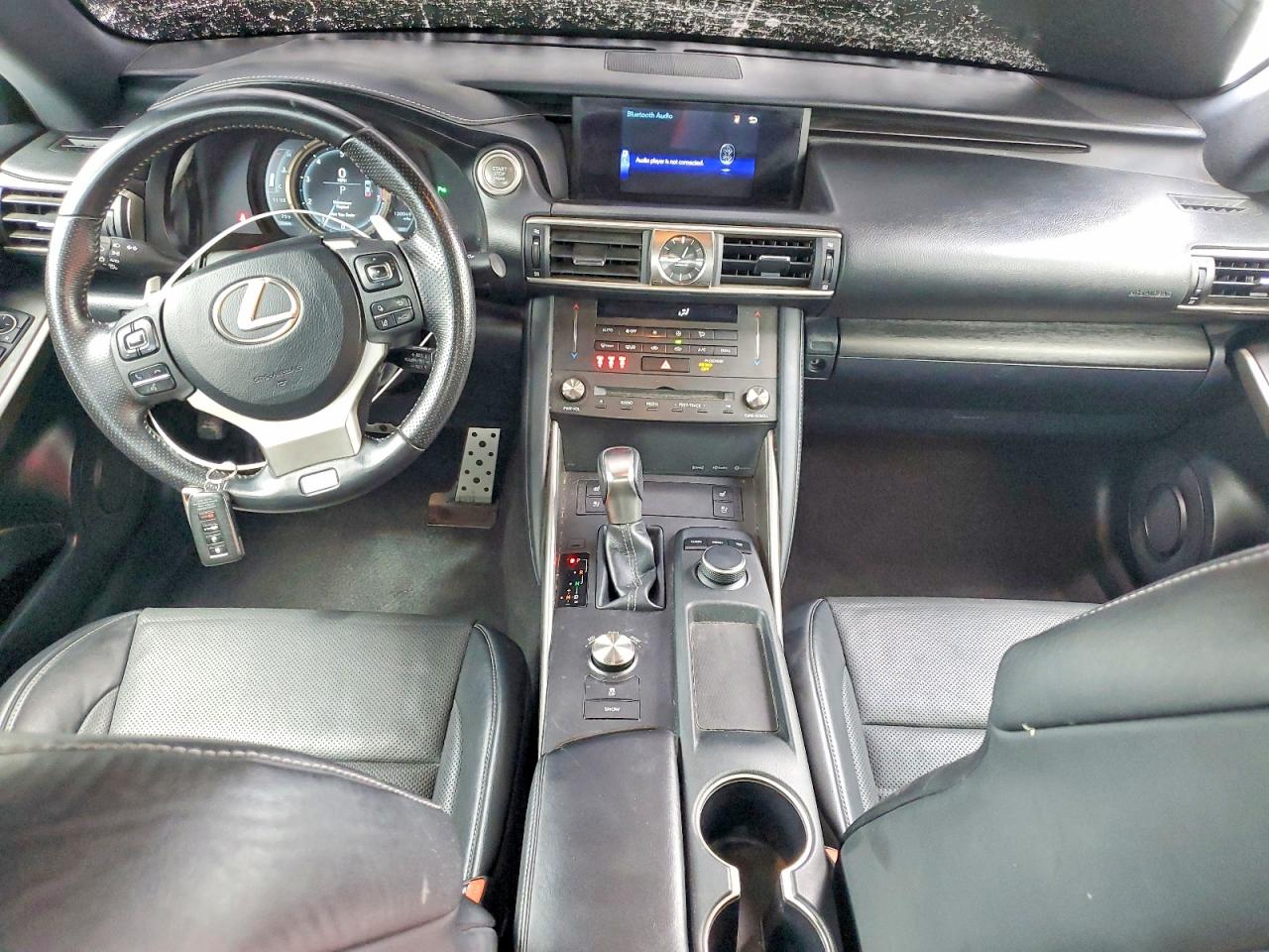 2019 LEXUS IS