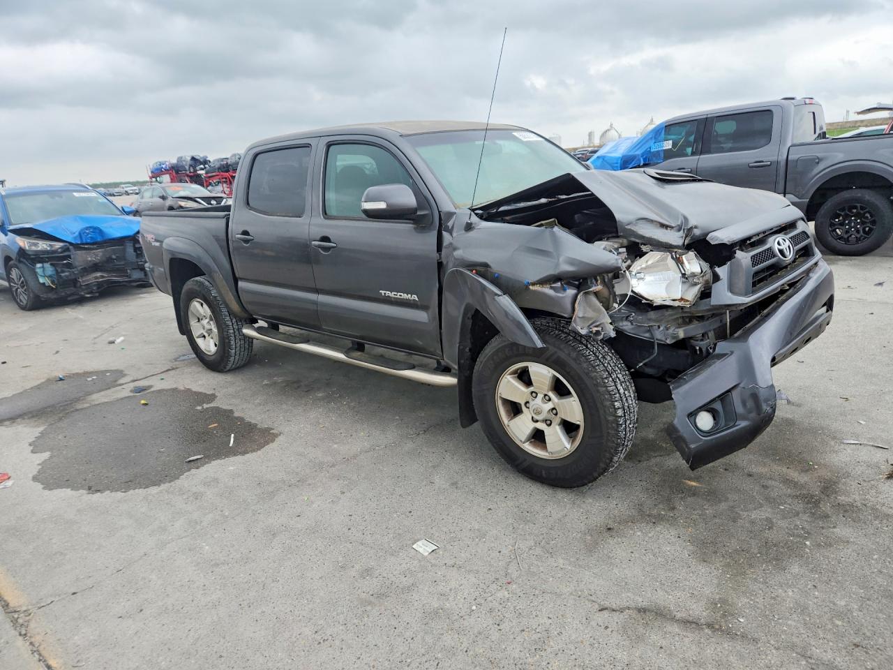 2013 TOYOTA TACOMA