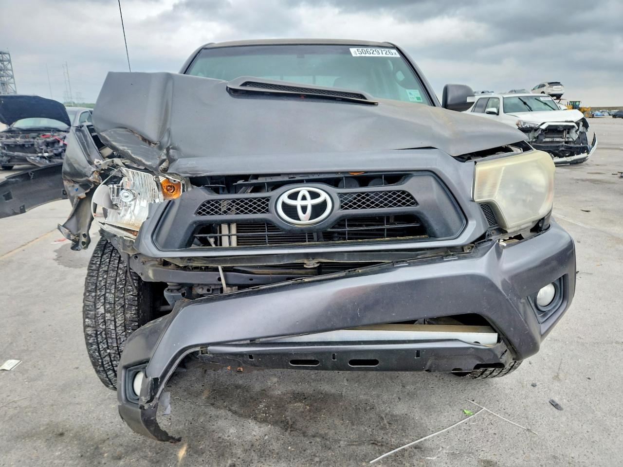 2013 TOYOTA TACOMA