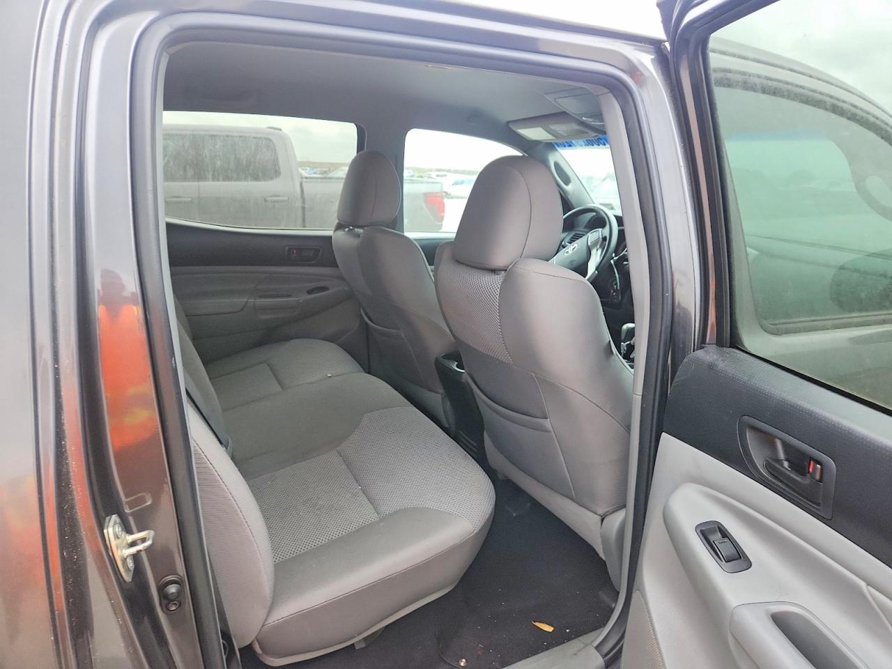 2013 TOYOTA TACOMA