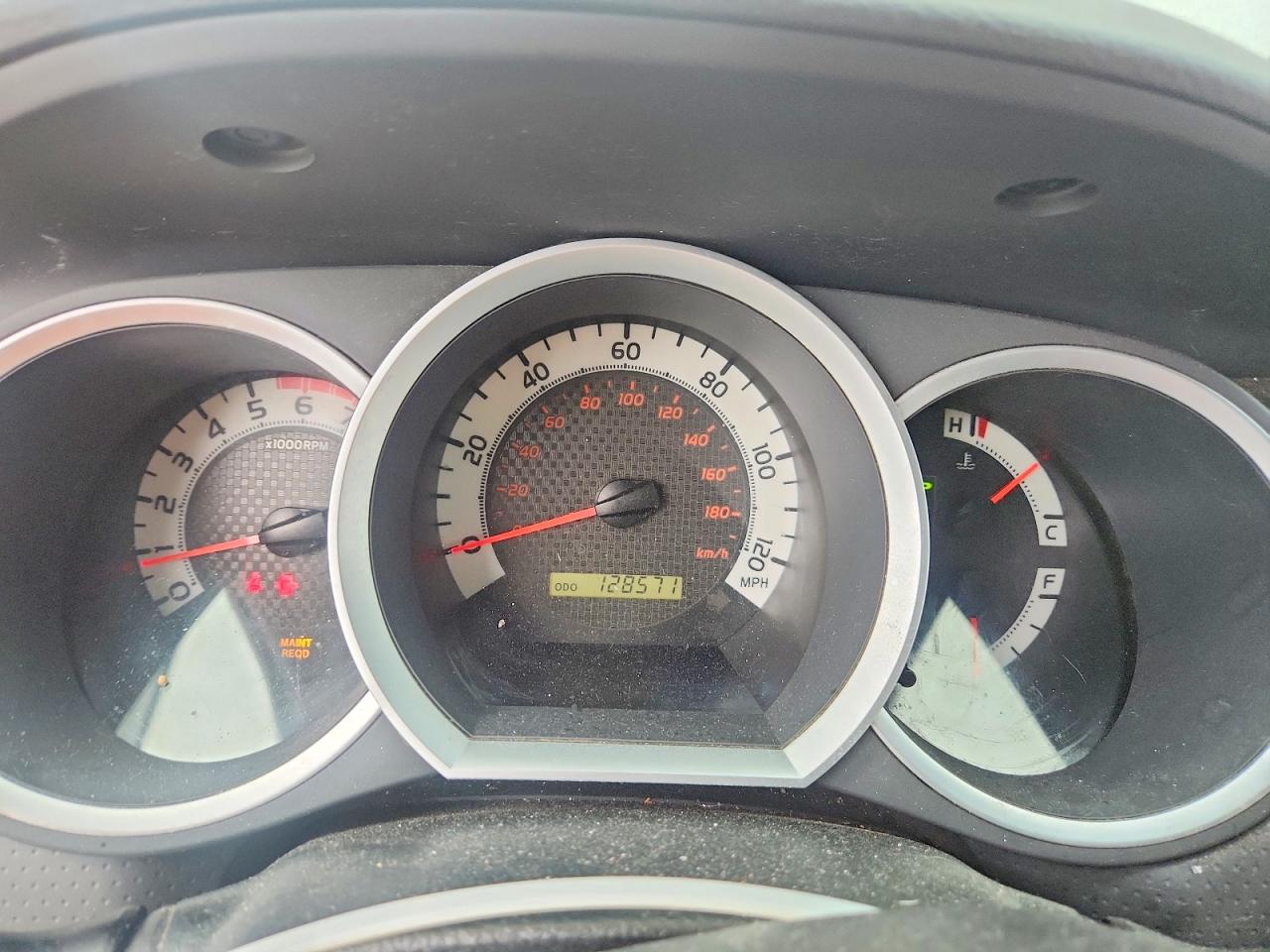 2013 TOYOTA TACOMA