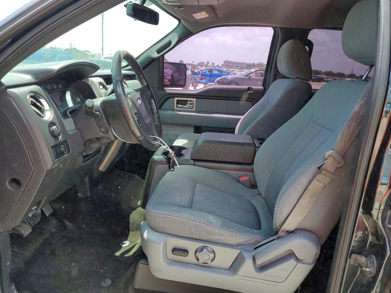 2011 FORD F150