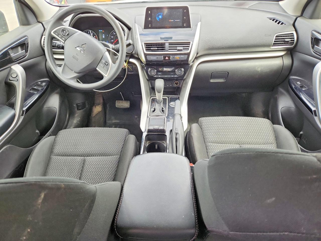 2019 MITSUBISHI ECLIPSE