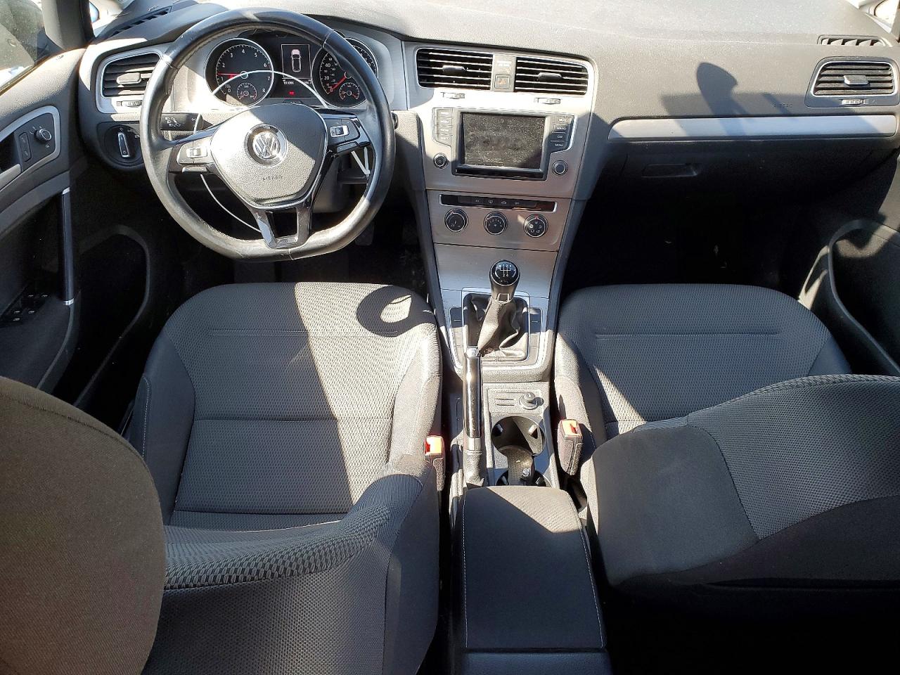 2017 VOLKSWAGEN GOLF
