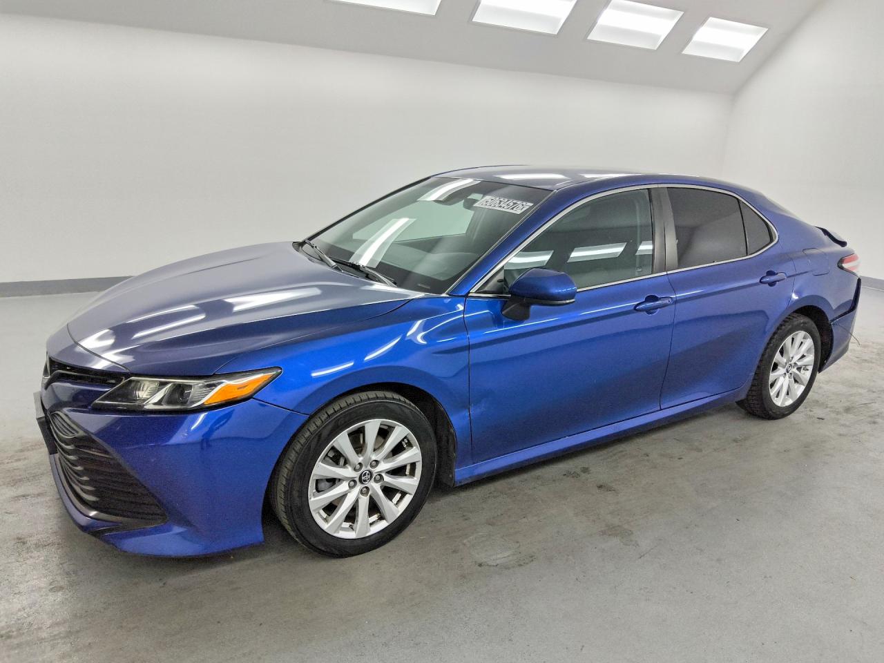 2018 TOYOTA CAMRY