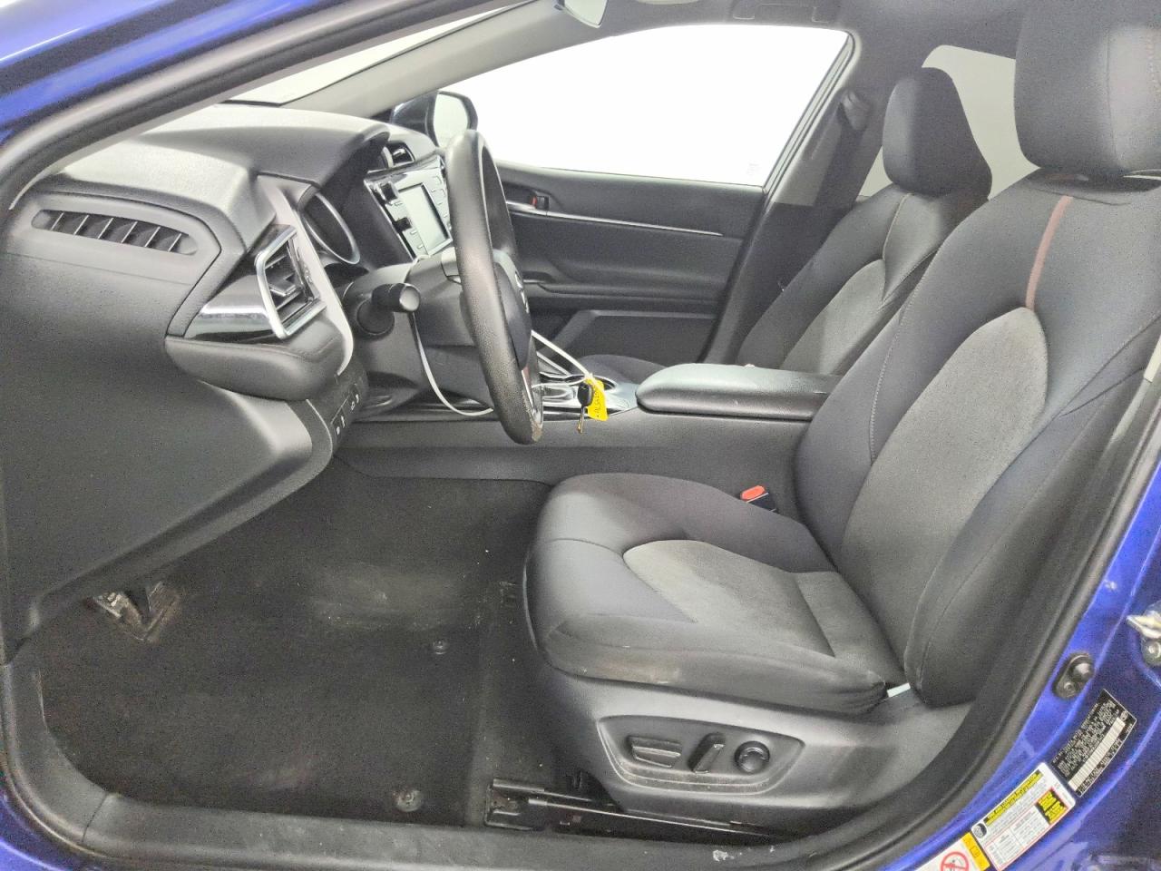 2018 TOYOTA CAMRY
