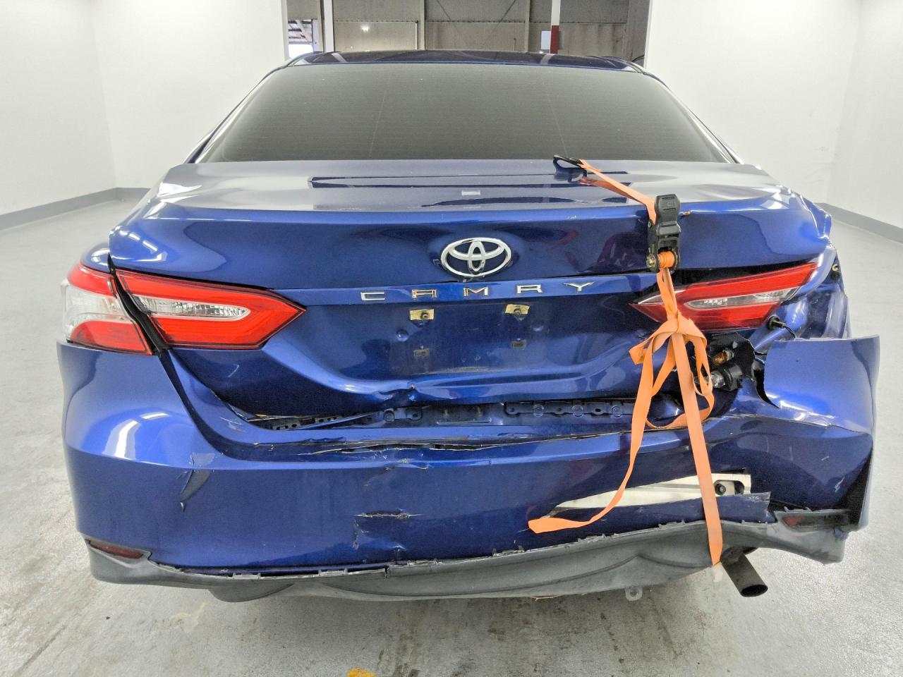2018 TOYOTA CAMRY