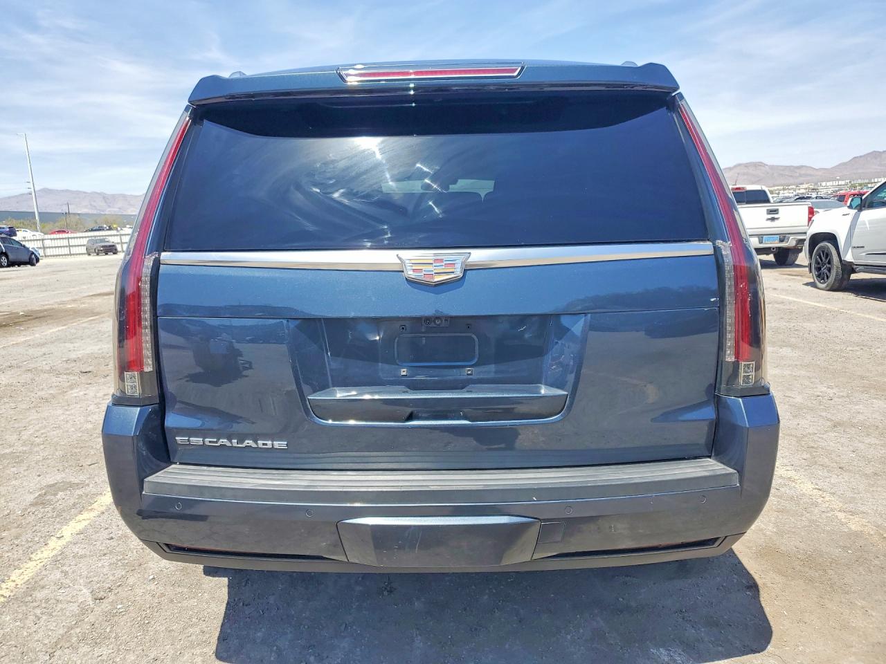 2019 CADILLAC ESCALADE